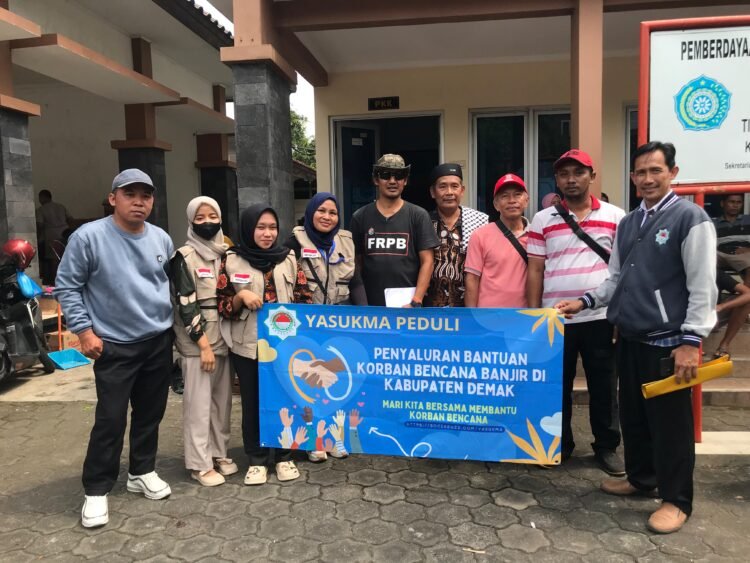 YASUKMA Salurkan Bantuan Kemanusiaan untuk Korban Banjir Kudus dan Demak