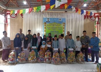 Yayasan Sosial Umi Kulsum Magelang Berbagi Kebahagiaan dengan memberikan Parcel dan THR Lebaran