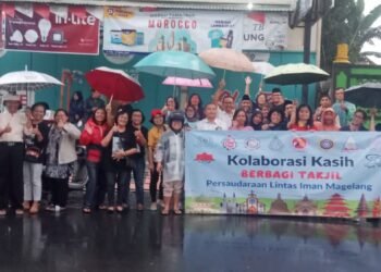 Ramadan di Magelang: Persaudaraan Lintas Iman Berbagi Takjil, Menginspirasi Kebinekaan